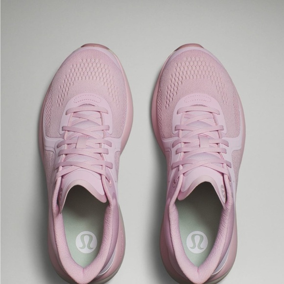lululemon Women's Pink chargefeel low shoes- size 8 - Picture 2 of 15